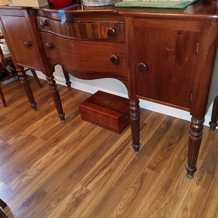 Auction Photo