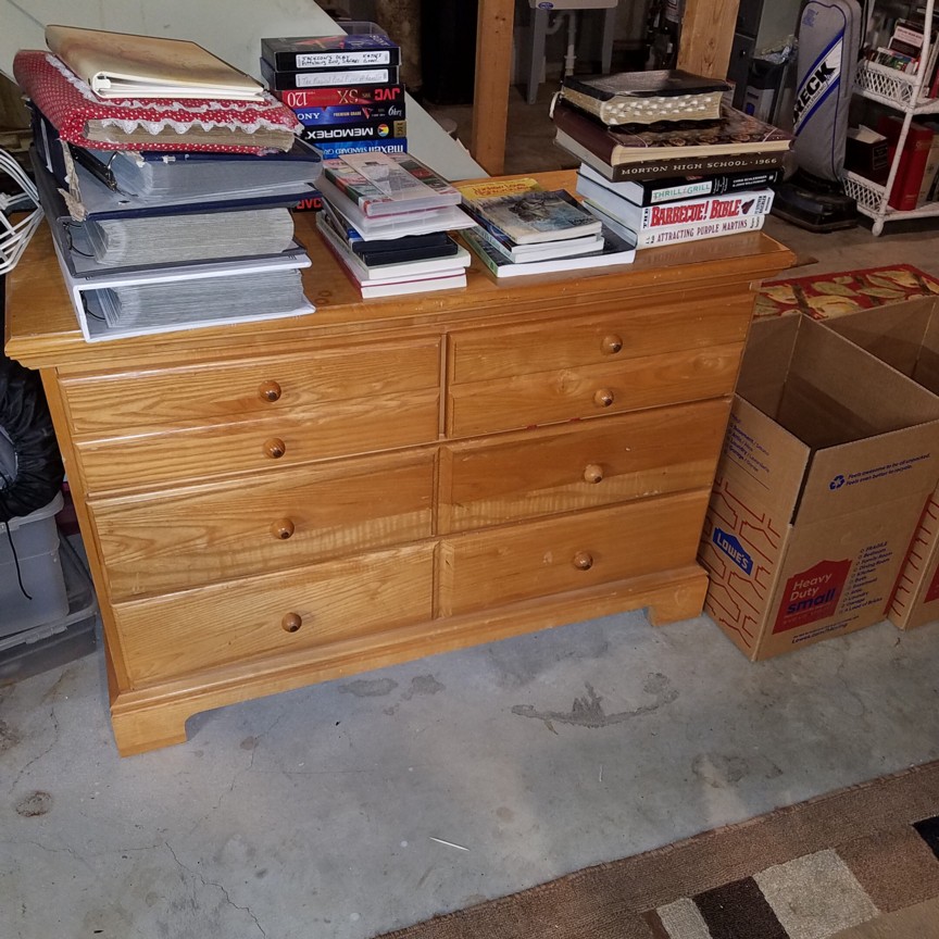 Auction Photo