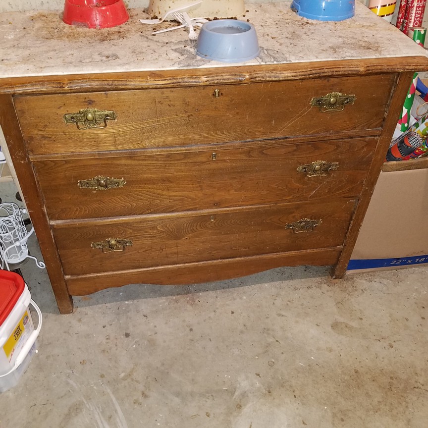 Auction Photo