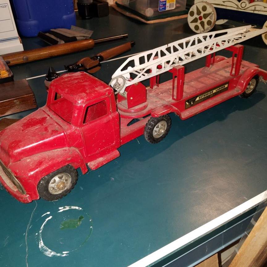 Auction Photo