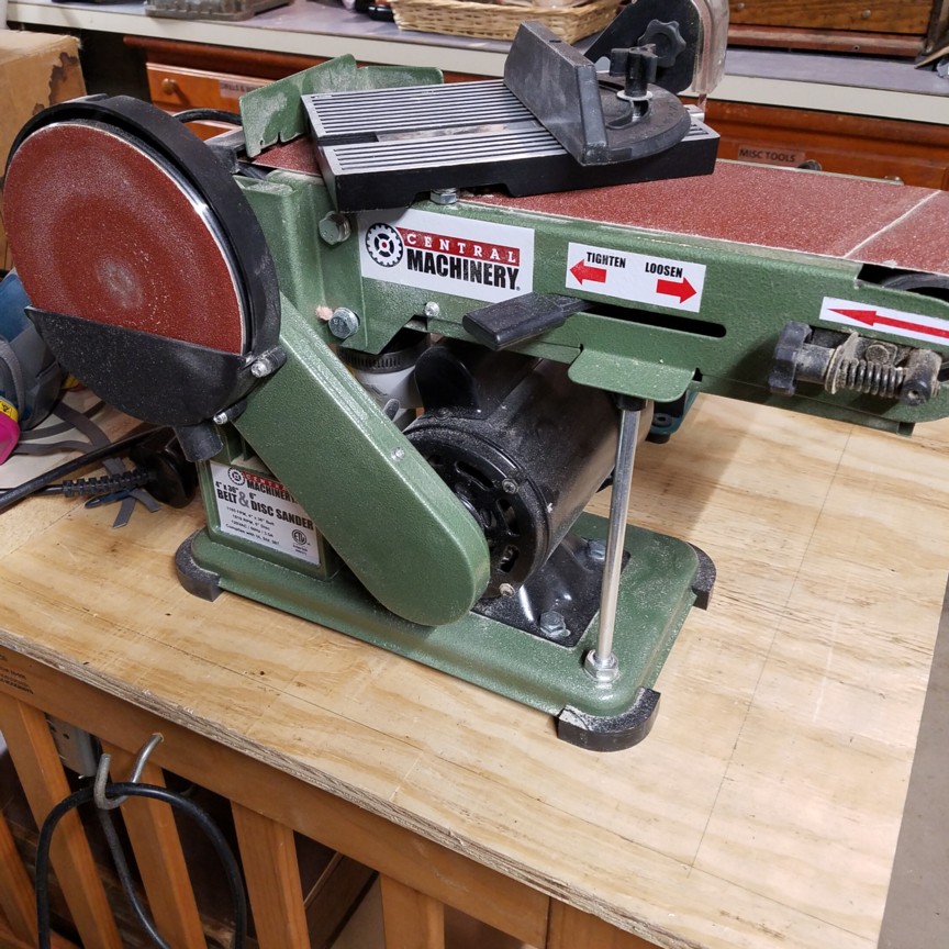 Auction Photo