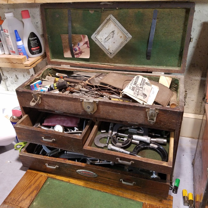 Auction Photo