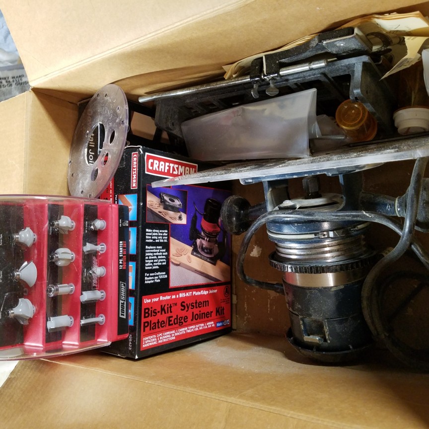 Auction Photo