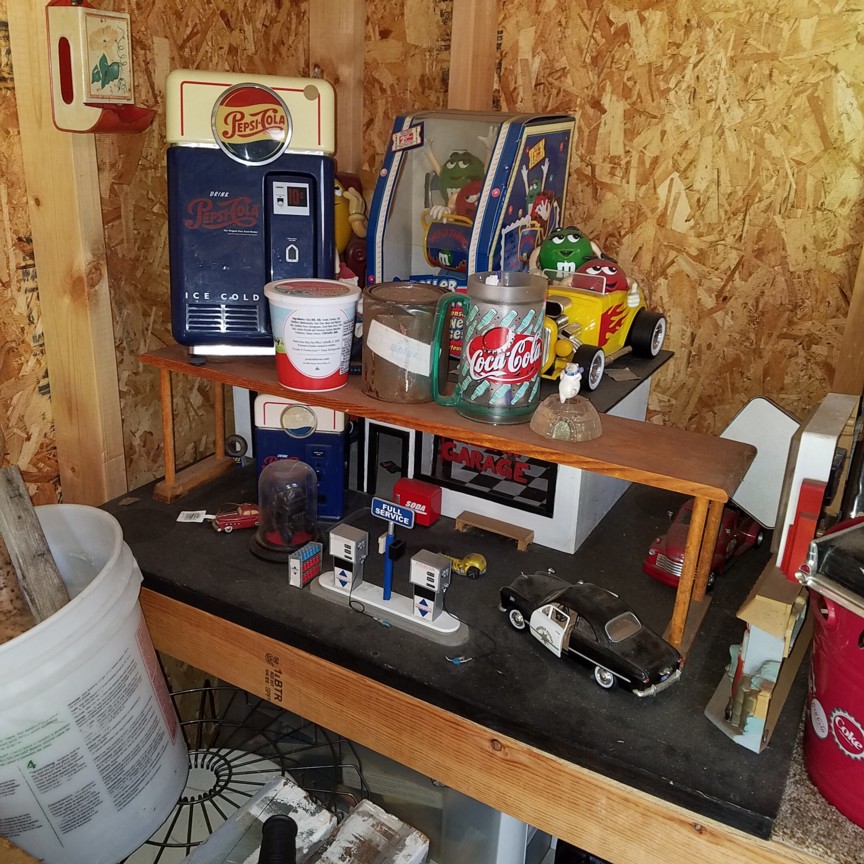 Auction Photo