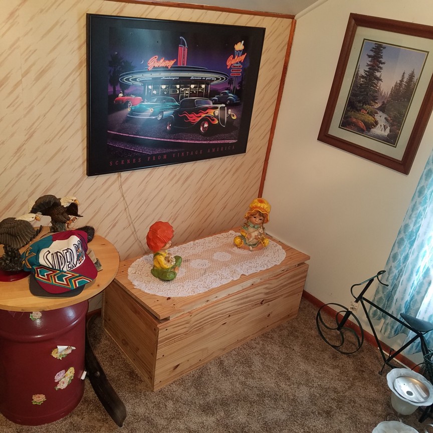 Auction Photo