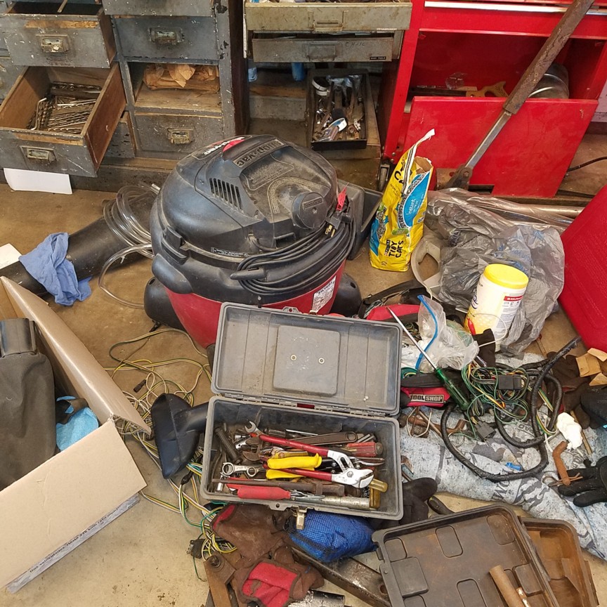 Auction Photo