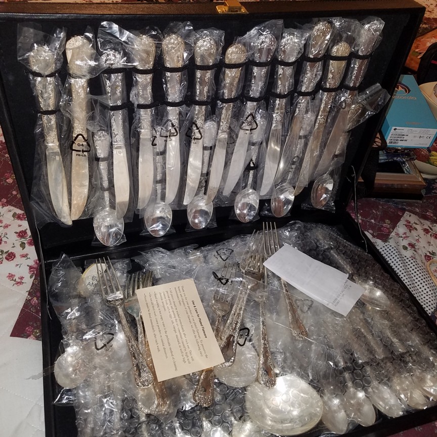 Auction Photo