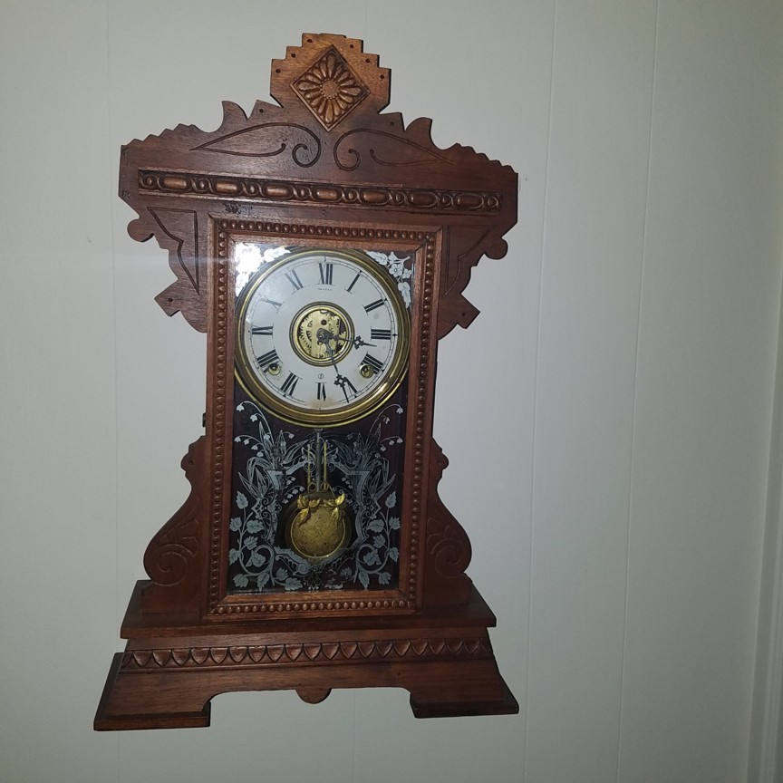 Auction Photo