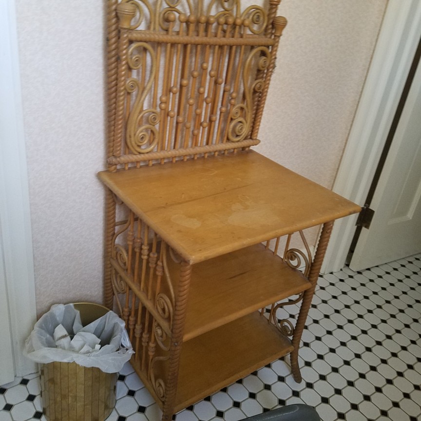 Auction Photo