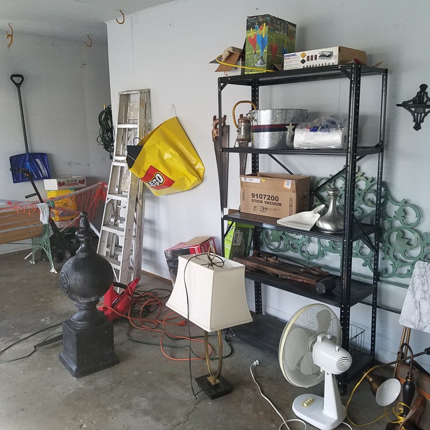 Auction Photo