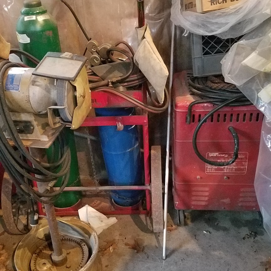 Auction Photo
