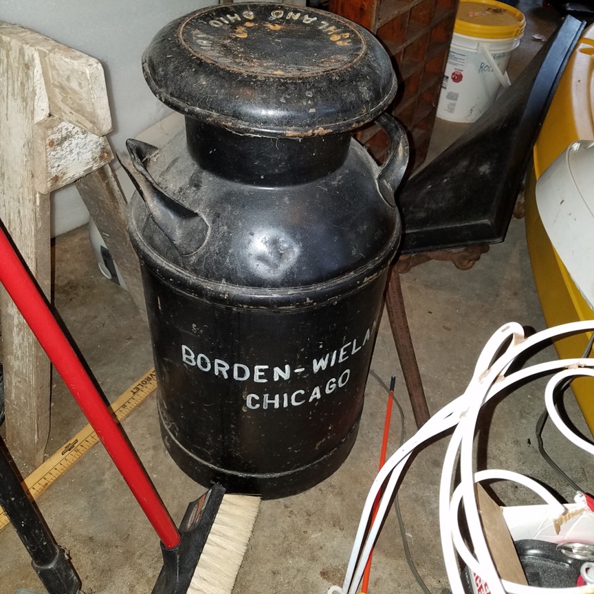 Auction Photo