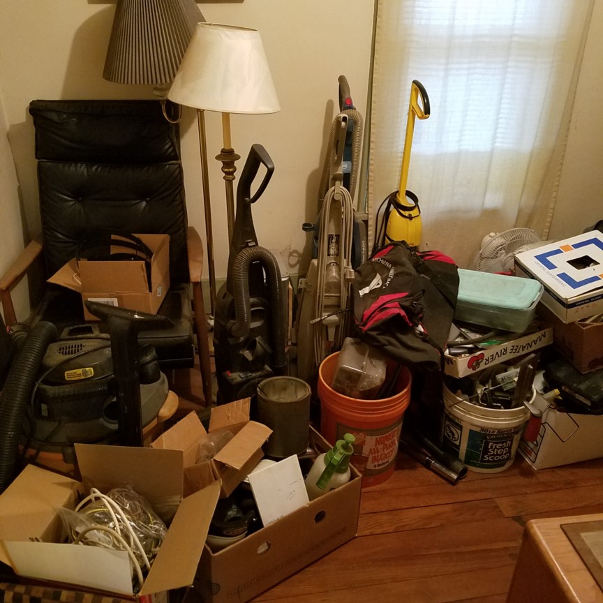 Auction Photo