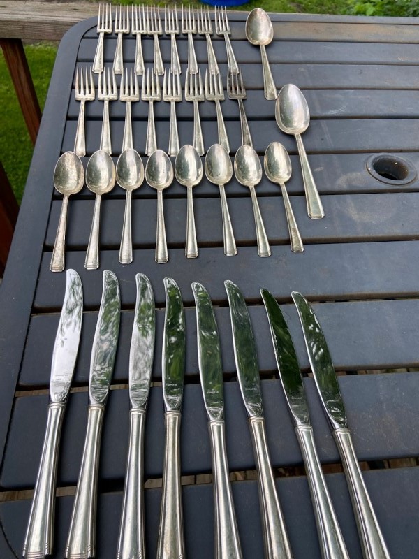 Auction Photo