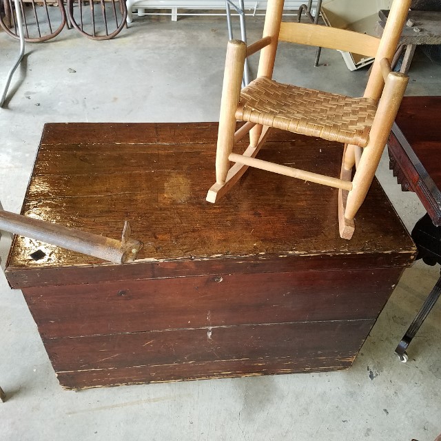 Auction Photo