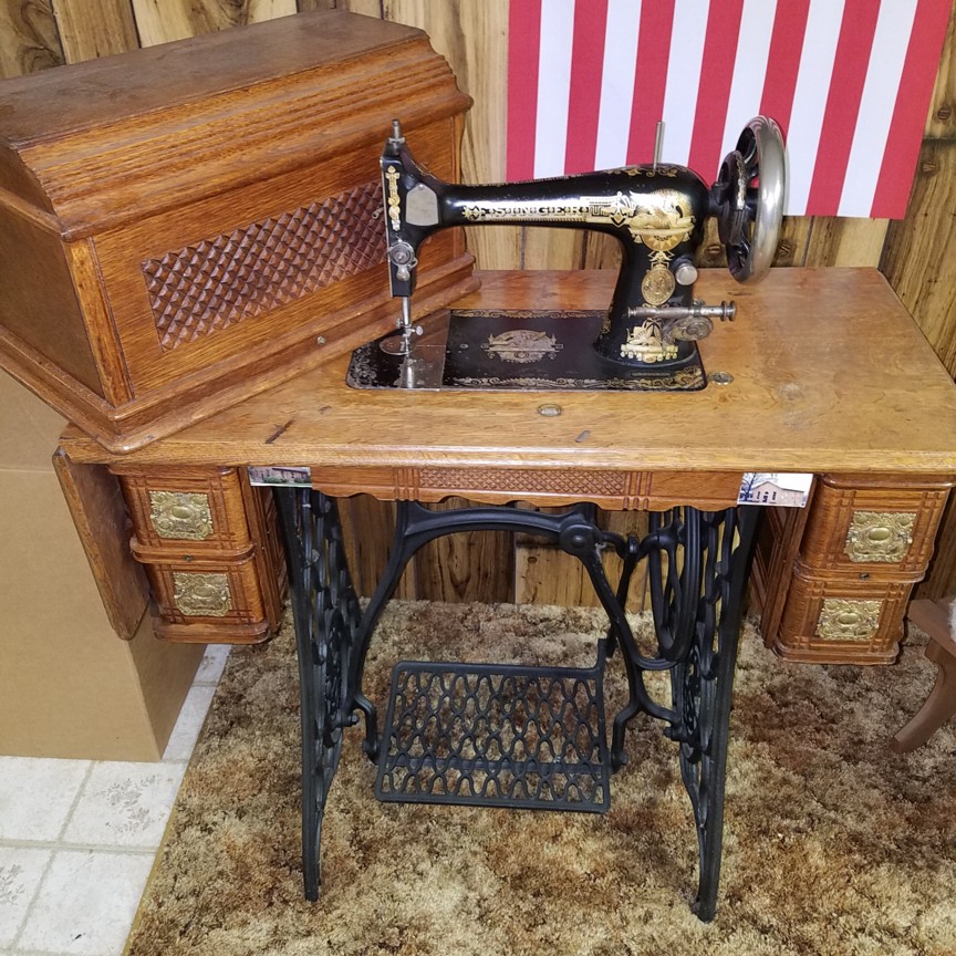 Auction Photo