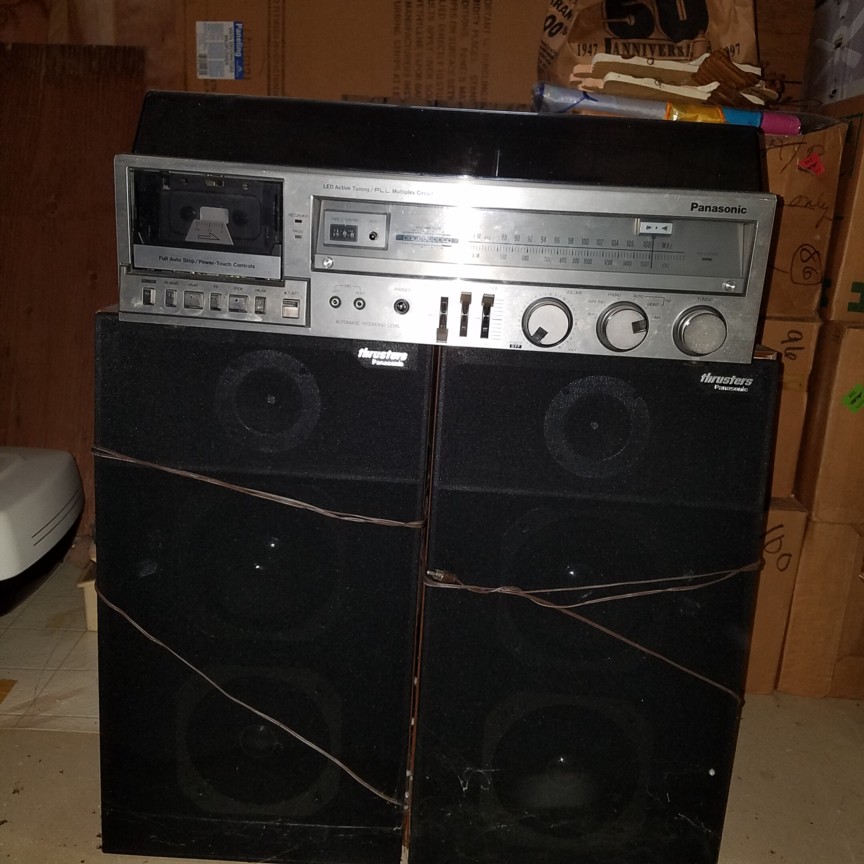 Auction Photo