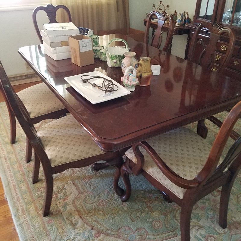 Auction Photo
