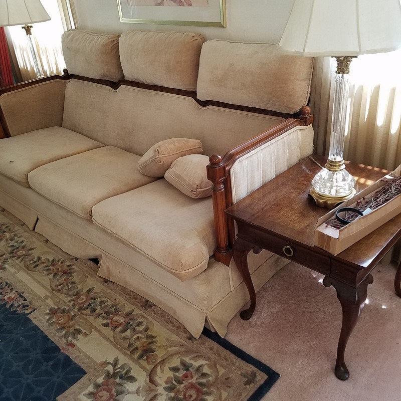 Auction Photo