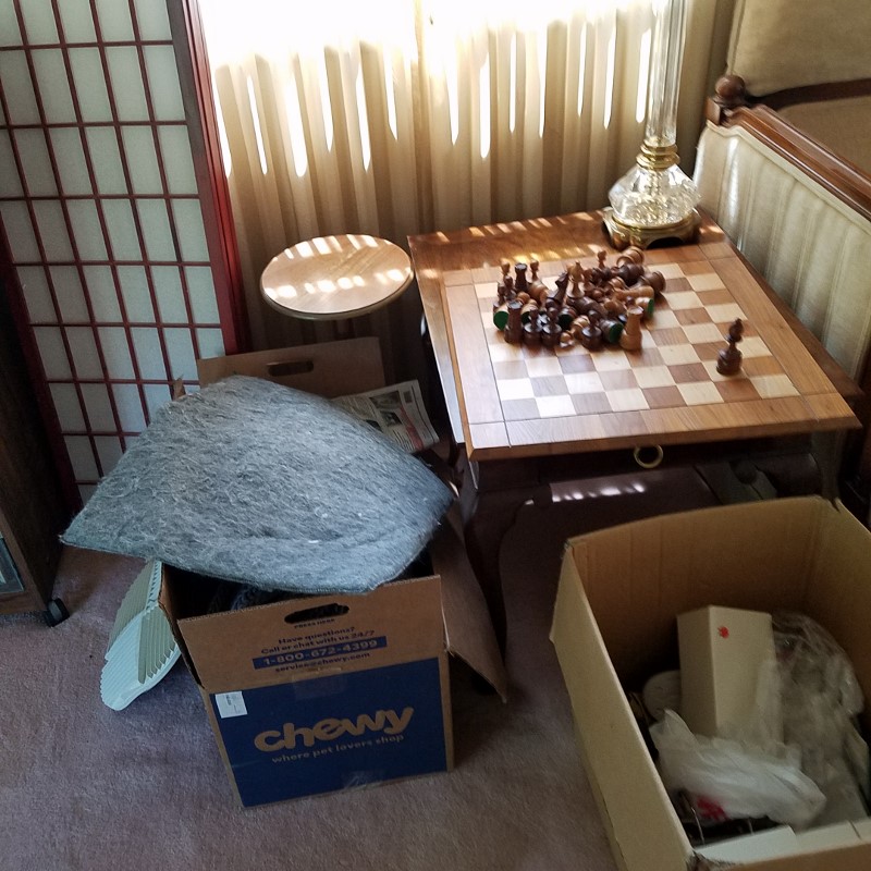Auction Photo