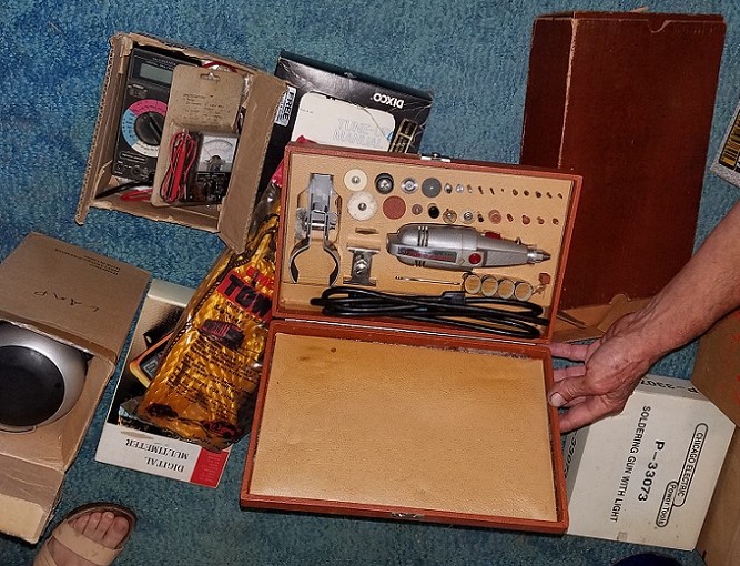 Auction Photo