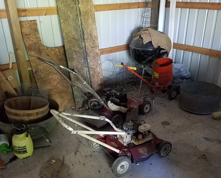 Auction Photo