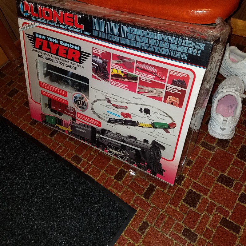Auction Photo