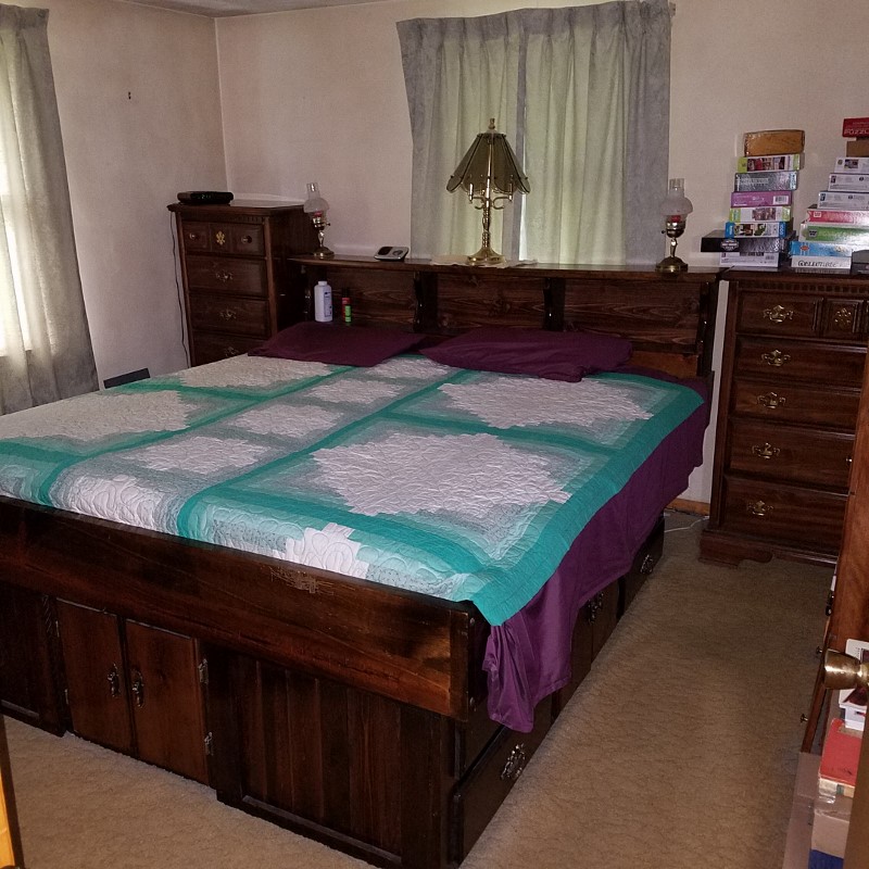 Auction Photo