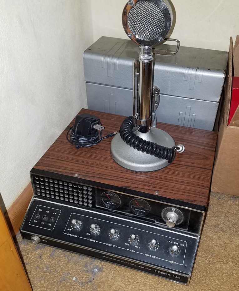 Auction Photo