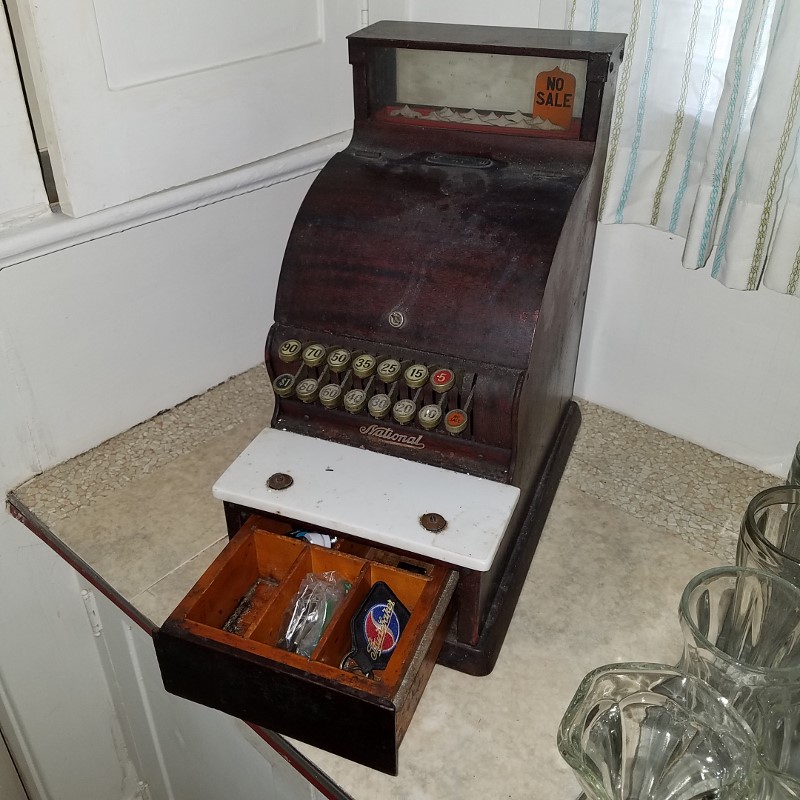 Auction Photo