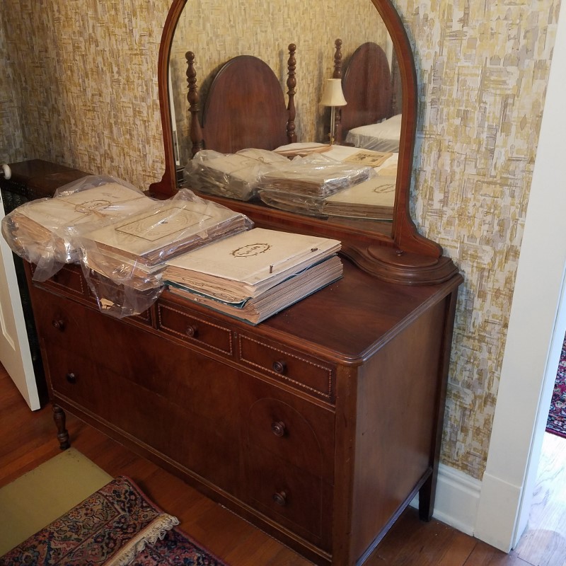 Auction Photo