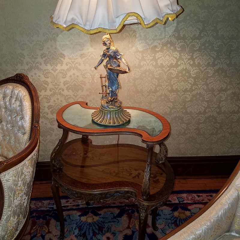 Auction Photo