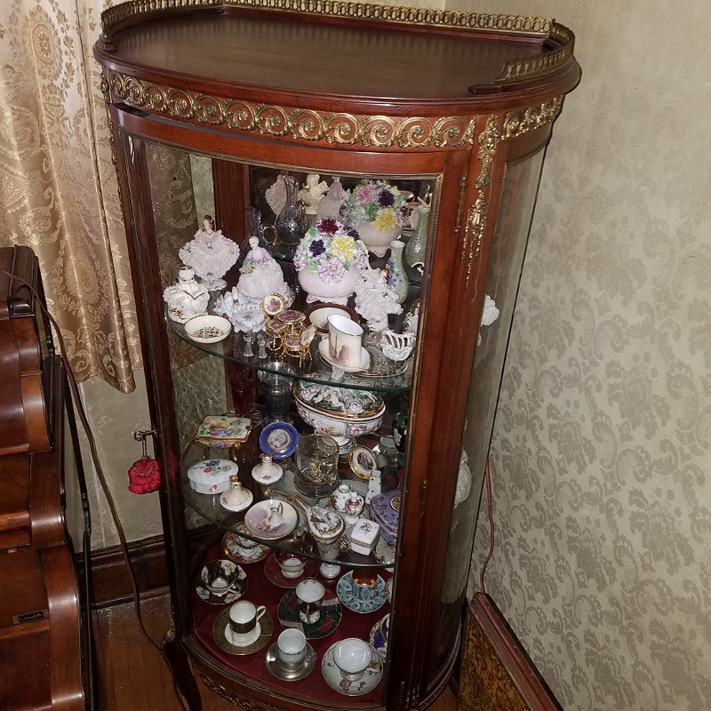Auction Photo