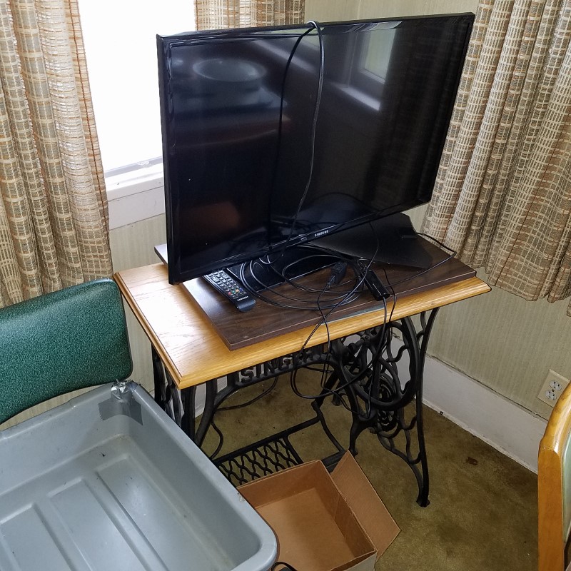 Auction Photo