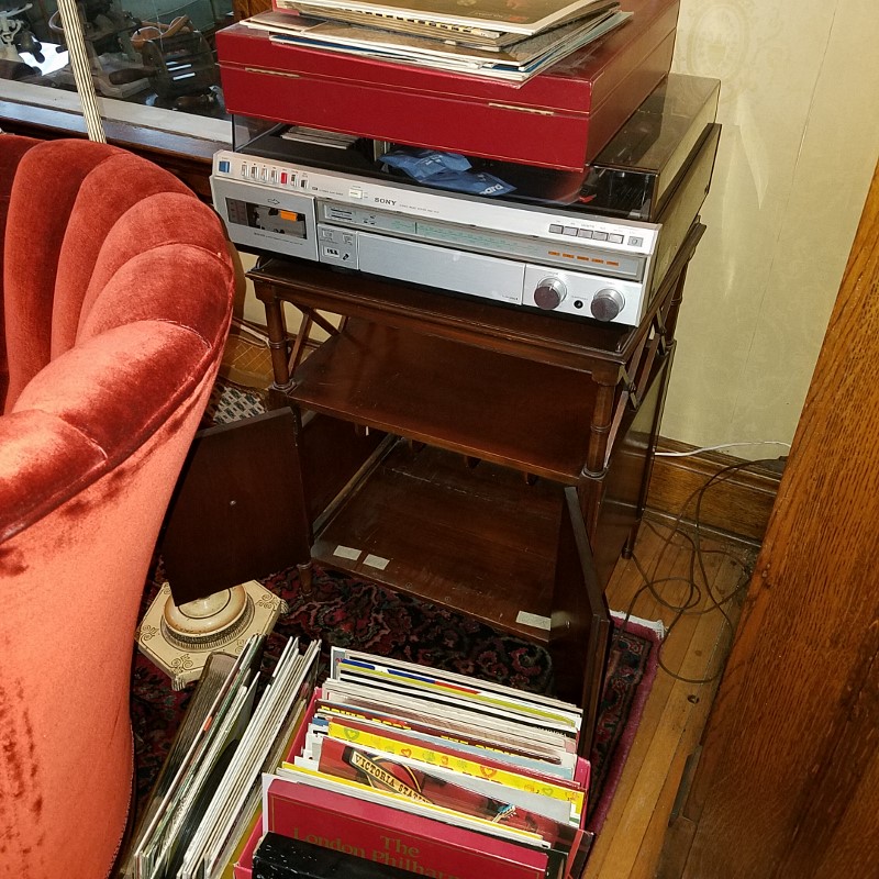Auction Photo