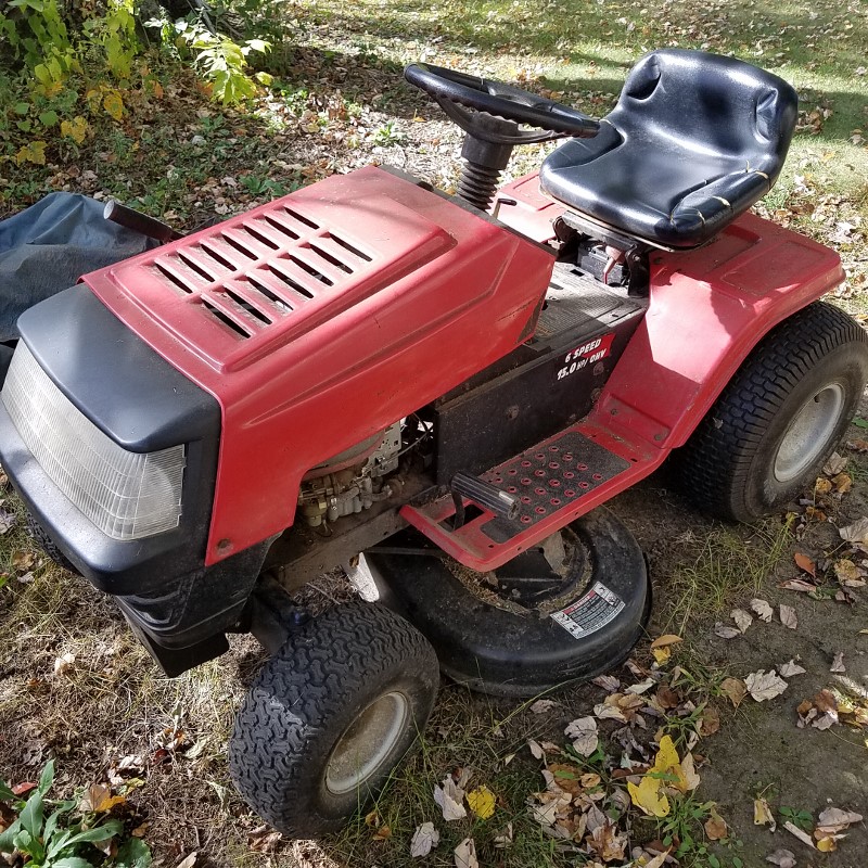 Auction Photo