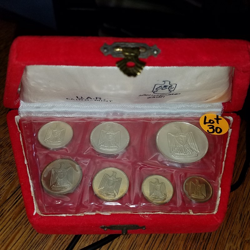 Auction Photo