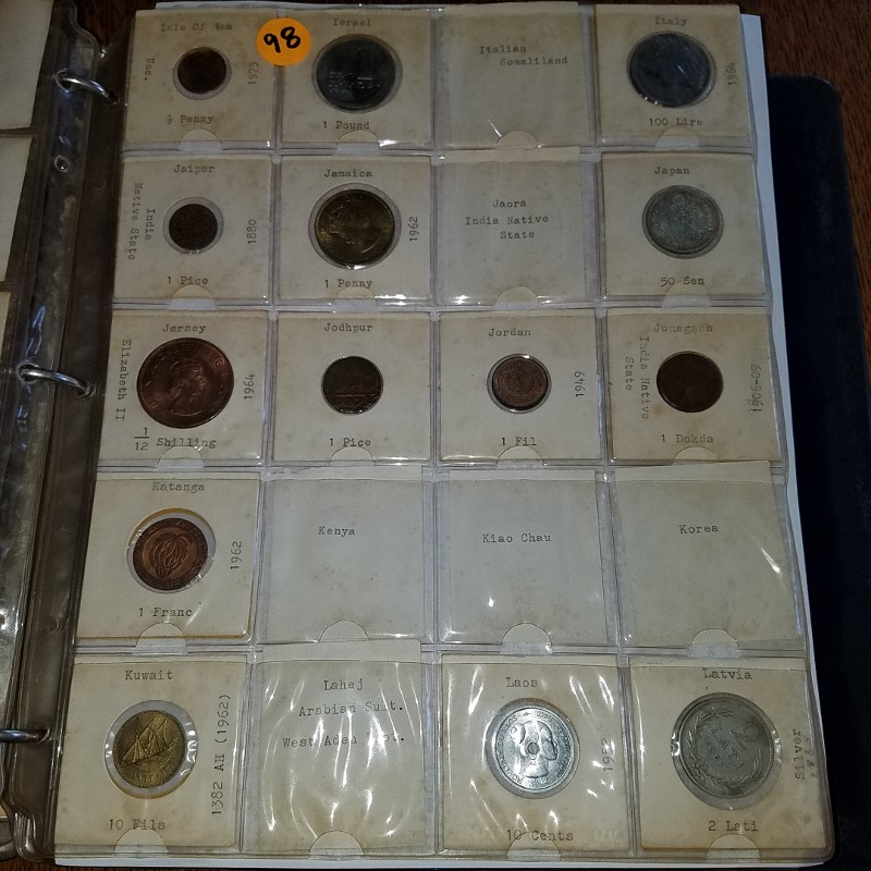 Auction Photo