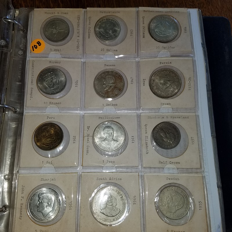 Auction Photo