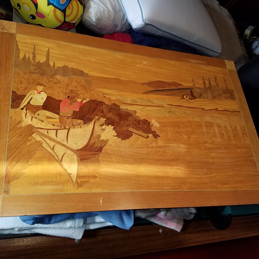 Auction Photo