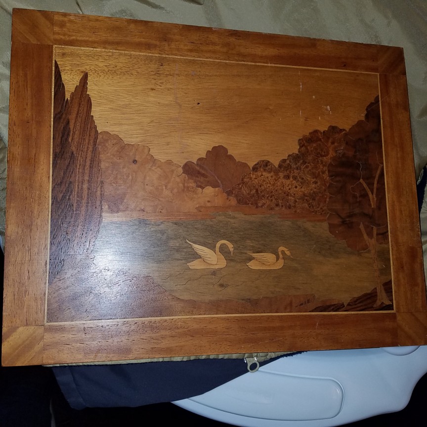 Auction Photo