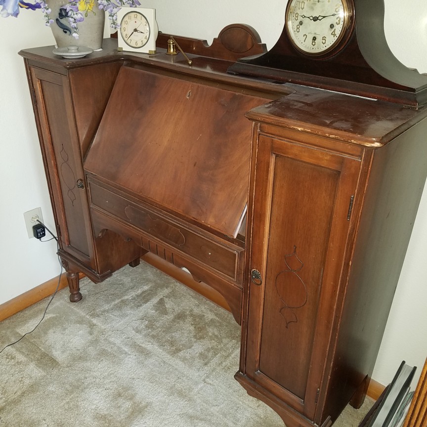 Auction Photo