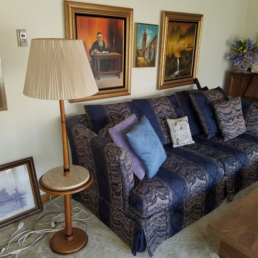 Auction Photo