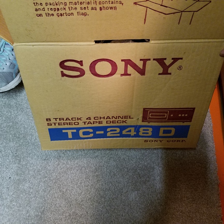 Auction Photo