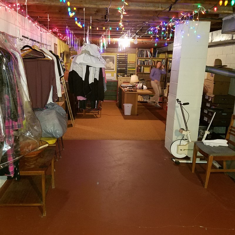 Auction Photo