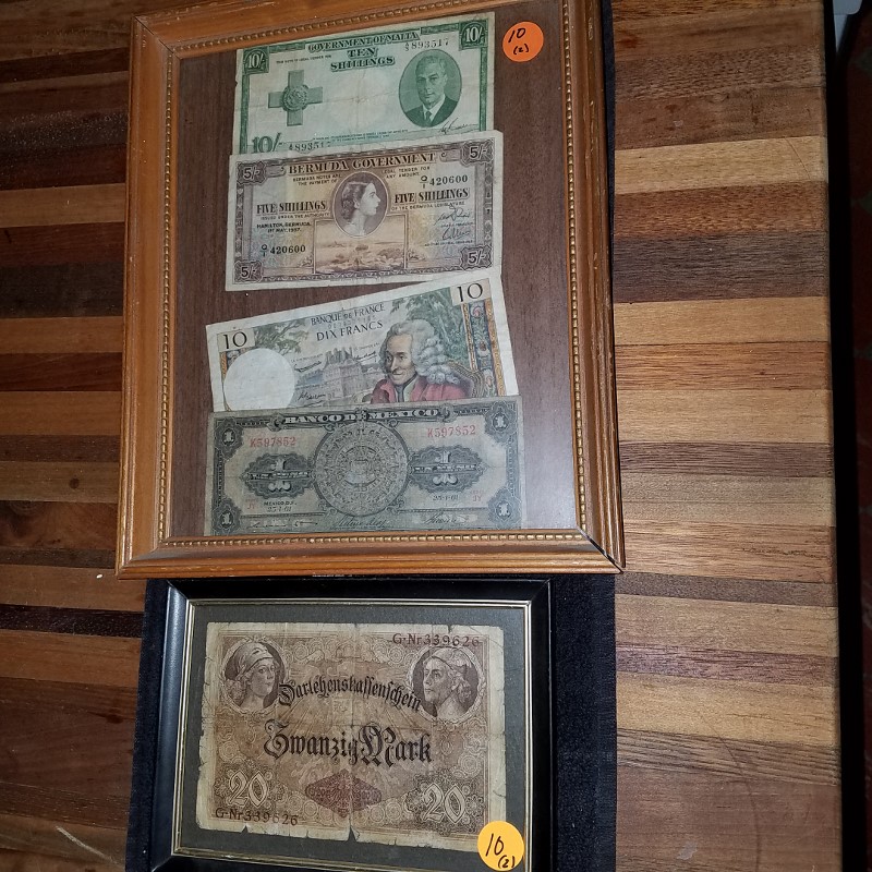 Auction Photo