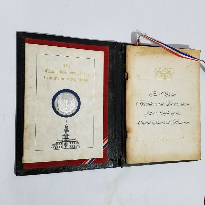 Auction Photo