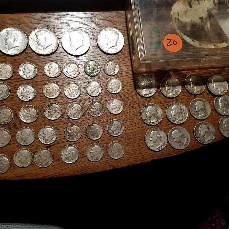 Auction Photo
