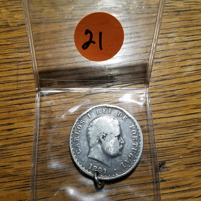 Auction Photo