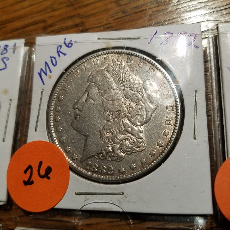 Auction Photo